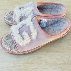 UGG pink sheepskin sleepers